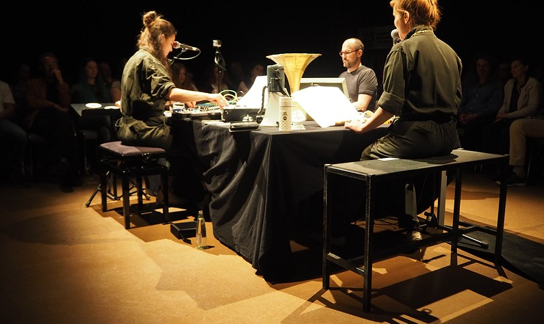 Wendy Pferd Tod Mexiko - Eine Akustische Performance KUFO Bad Radkersburg